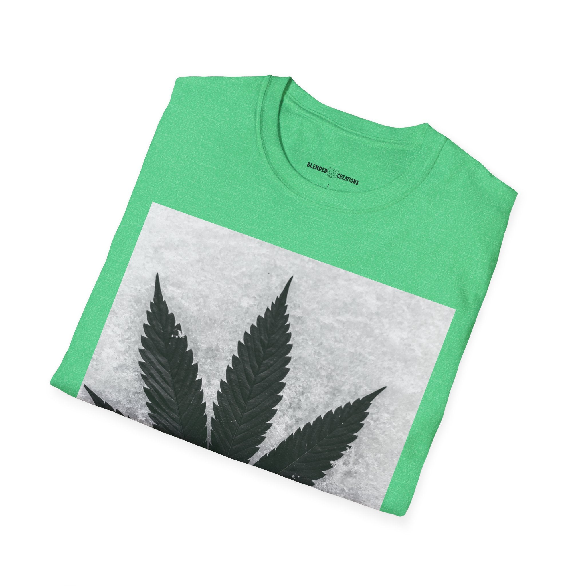 Cannabis Leaf Graphic T-Shirt – Black & White Marijuana Print