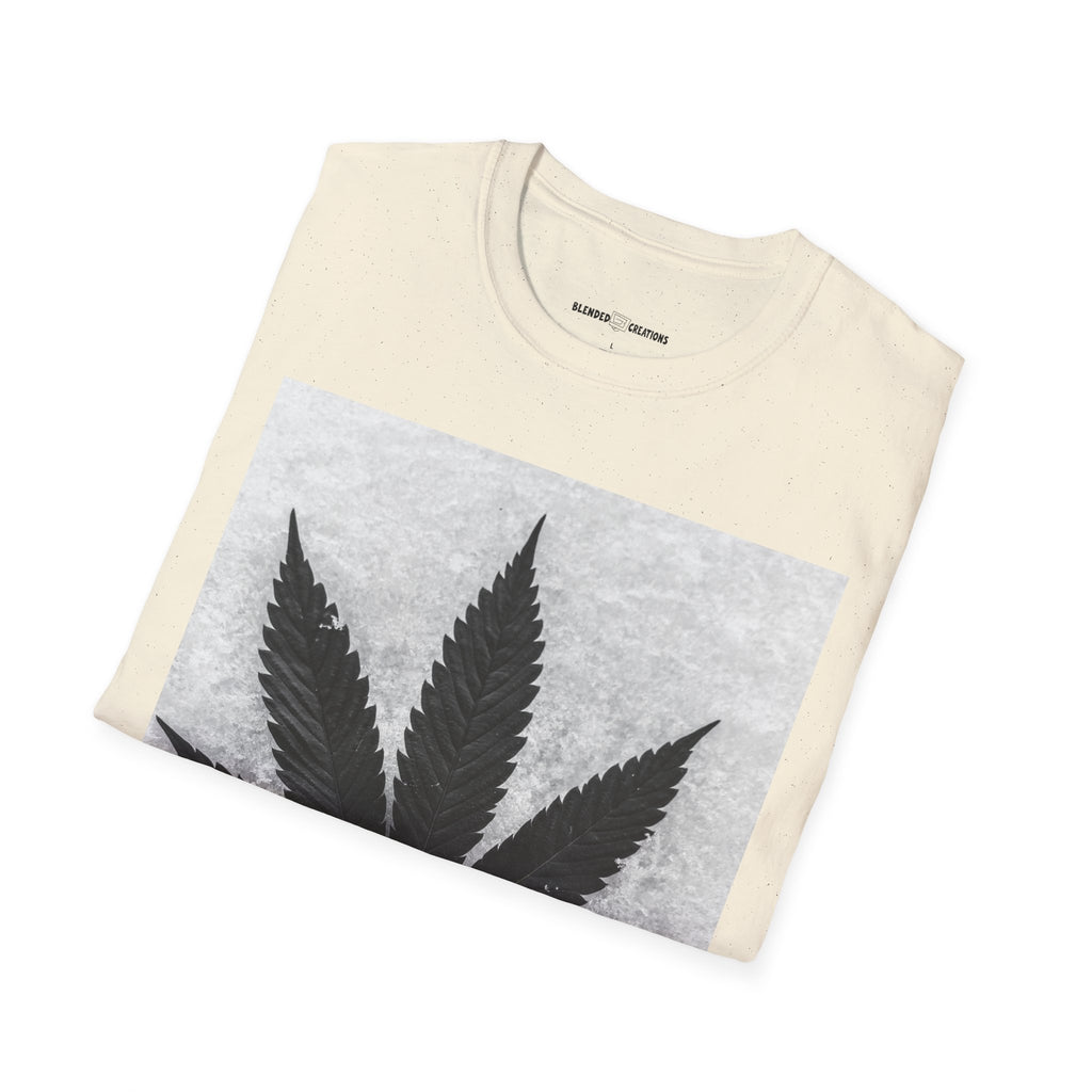 Cannabis Leaf Graphic T-Shirt – Black & White Marijuana Print